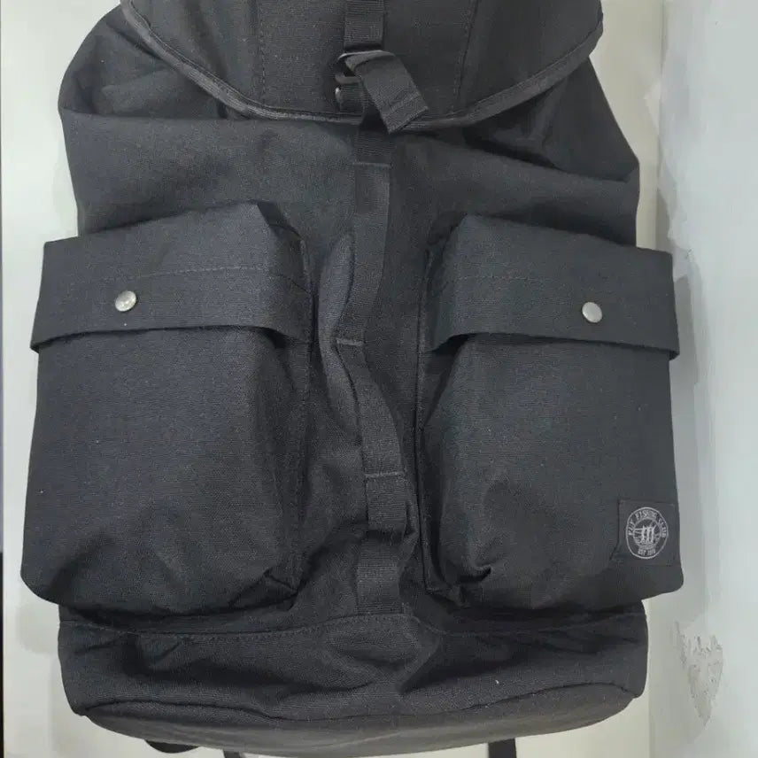 [BUNJANG] Henry Cotton Day Backpack / 헨리코튼 데이백팩