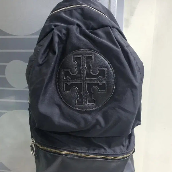 [BUNJANG] Tory Burch Logo Pattern Backpack Black / 토리버치 로고 패턴 백팩 블랙