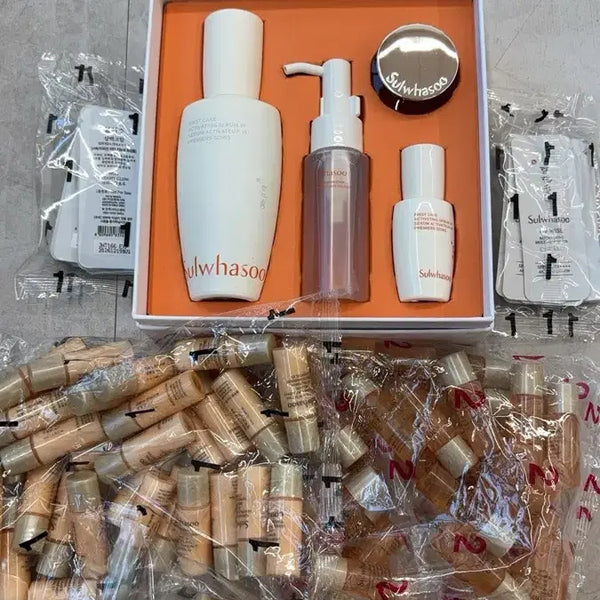[BUNJANG] Sulwhasoo First Care Activating Serum Set with Multiple Samples / 설화수 윤조에센스 세트 + 샘플 다량