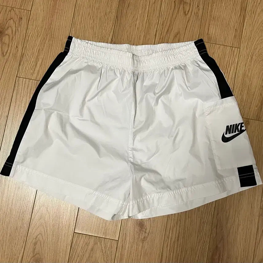 [BUNJANG] Nike Women's Shorts / 나이키 반바지