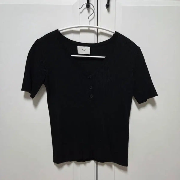 [BUNJANG] V-Neck Ribbed Short Sleeve Knit / 브이넥 골지 반팔 니트