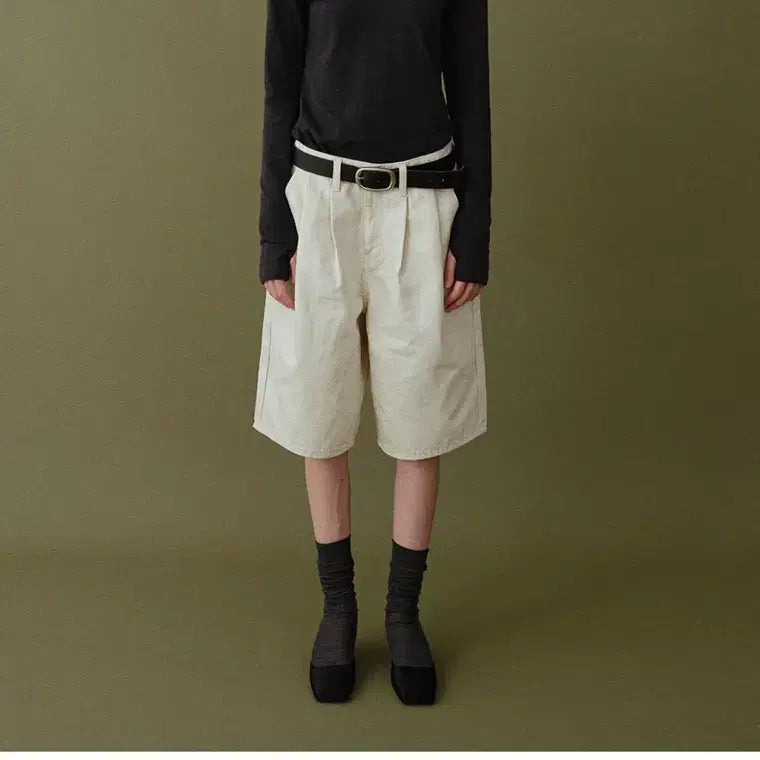 [BUNJANG] UGST Plain Tuck Half Denim (Cream) / 어그스트 ugst 플레인턱 하프 데님 (크림)