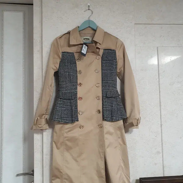 [BUNJANG] Women's Beige Check Panel Trench Coat / 트렌치코트 체크 배색 베이지 여성 새 옷