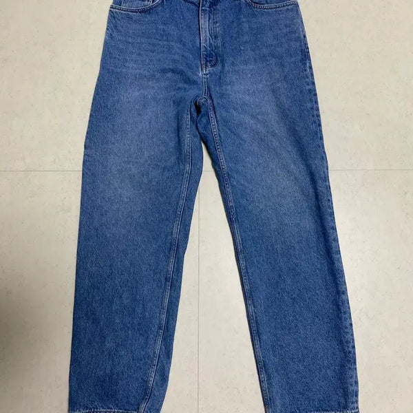 [BUNJANG] Steadyestowear Regular Straight Denim Pants (Medium Blue) Size 4 / 스테디에브리웨어 레귤러 스트레이트 데님팬츠(미디엄블루) 4사이즈