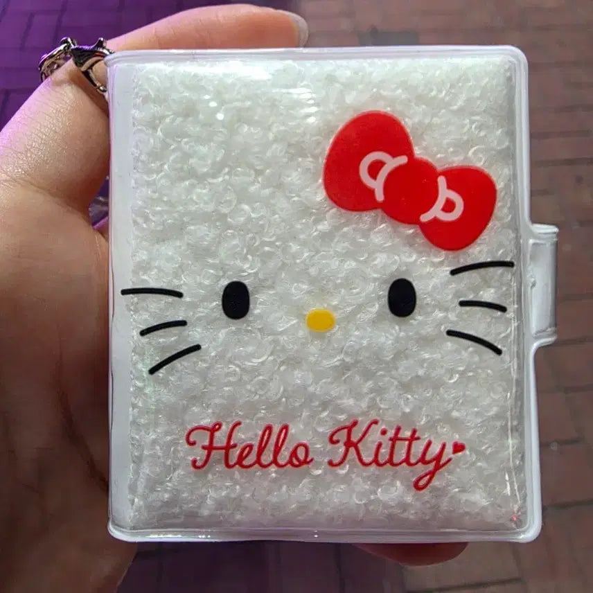 [BUNJANG] Hello Kitty Fuzzy Notebook Keyring / 헬로키티 뽀글이 수첩 키링