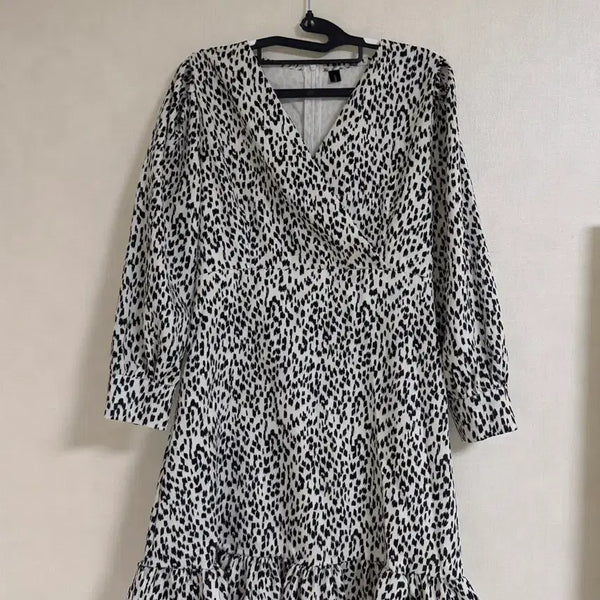 [BUNJANG] Wrap Style Ruffle Mini Dress / 랩스타일 프릴 원피스