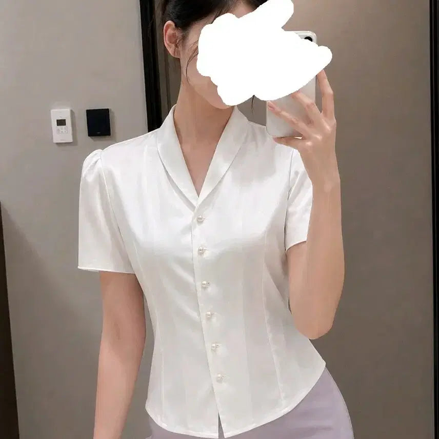 [BUNJANG] Crew Interview Blouse with Pearl Buttons / 승무원 면접 상의 (실착샷)