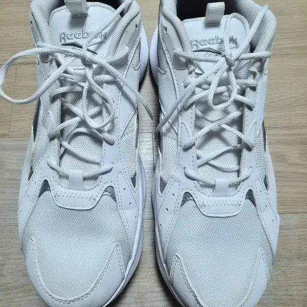 [BUNJANG] Reebok Turborunner Sneakers White 295 / 리복 터보리 운동화 흰색295