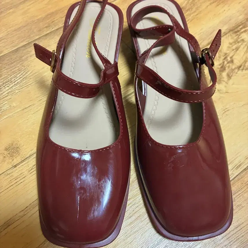 [BUNJANG] Burgundy Flat Sandals / 버건디 샌들구두
