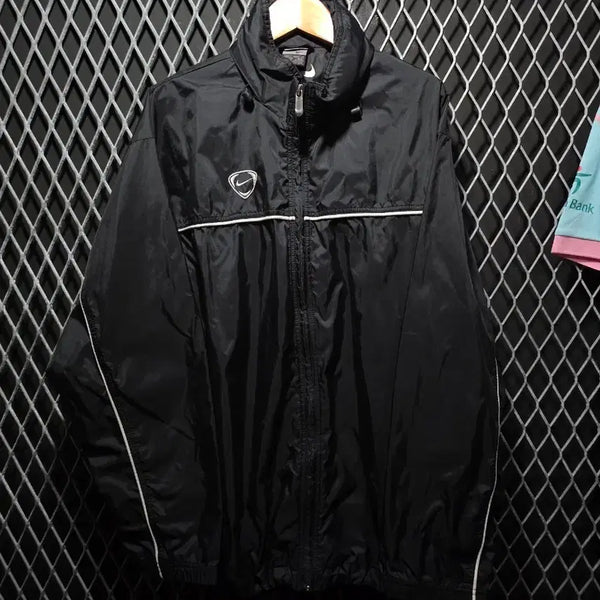 [BUNJANG] Nike Windbreaker Jacket M / 나이키 바람막이 M