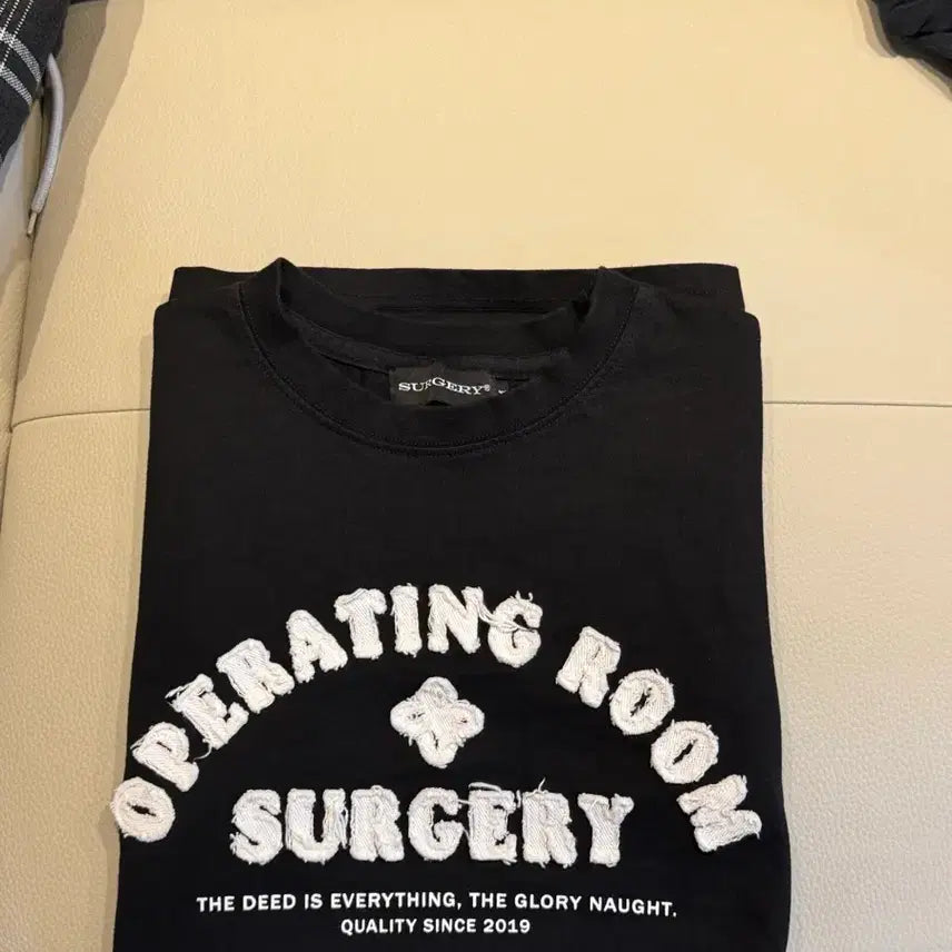 [BUNJANG] Surgery Short Sleeve T-Shirt / Surgery 반팔 써저리 반팔