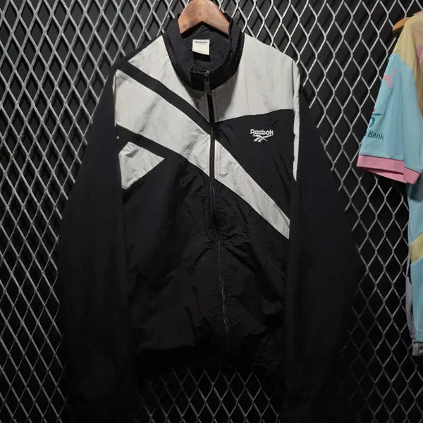 [BUNJANG] Reebok Windbreaker Jacket - Large / 리복 바람막이 L