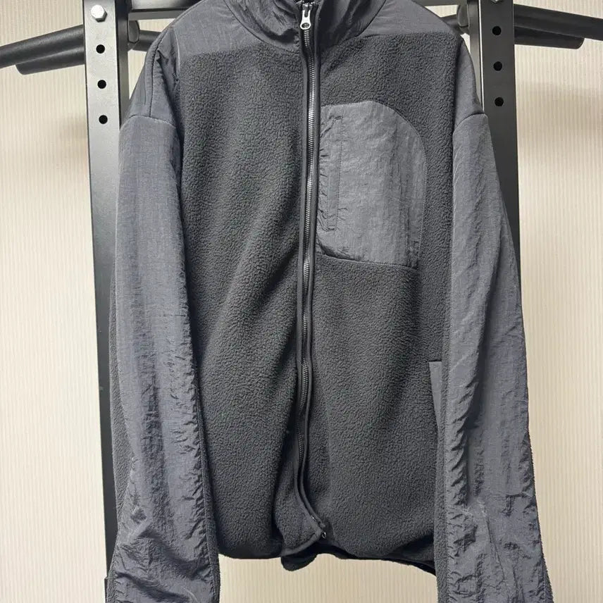[BUNJANG] Vallut Fleece Jacket Size 2 (100-105) / 발루트 플리스 2사이즈(100-105)