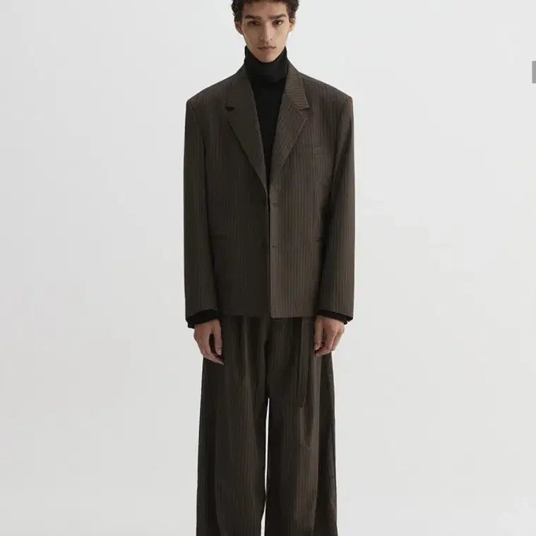 [BUNJANG] DNSR Notched Stripe Set-up XL / dnsr 노치드 스트라이프 셋업