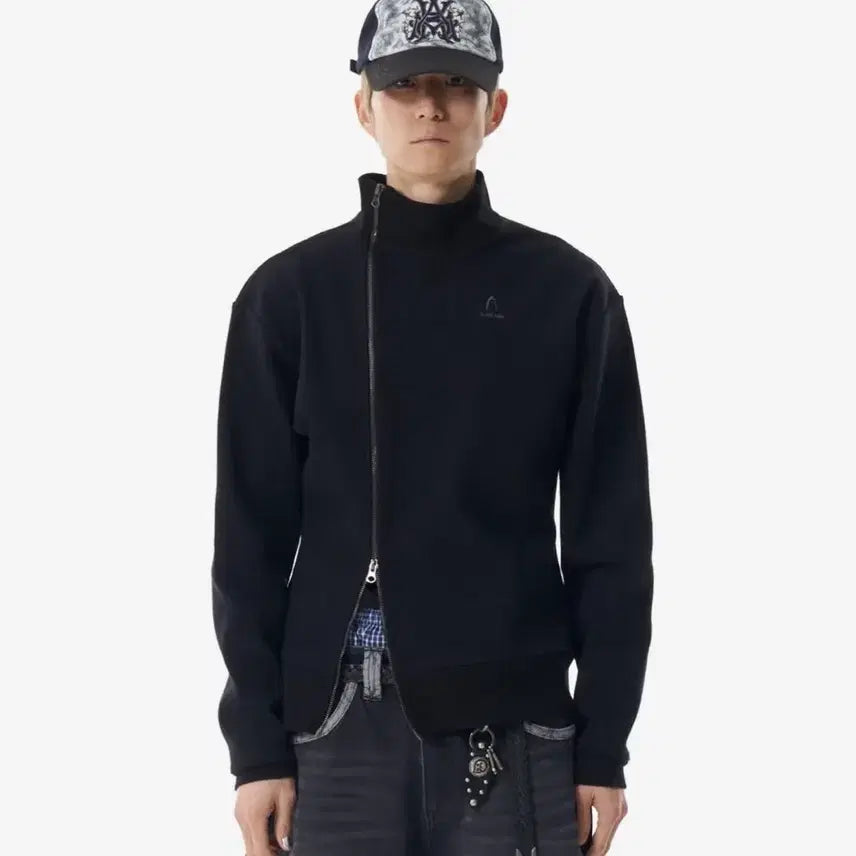 [BUNJANG] Arkham Side Neck Zip-up Black Size 2 / 아캄 사이드 넥 집업