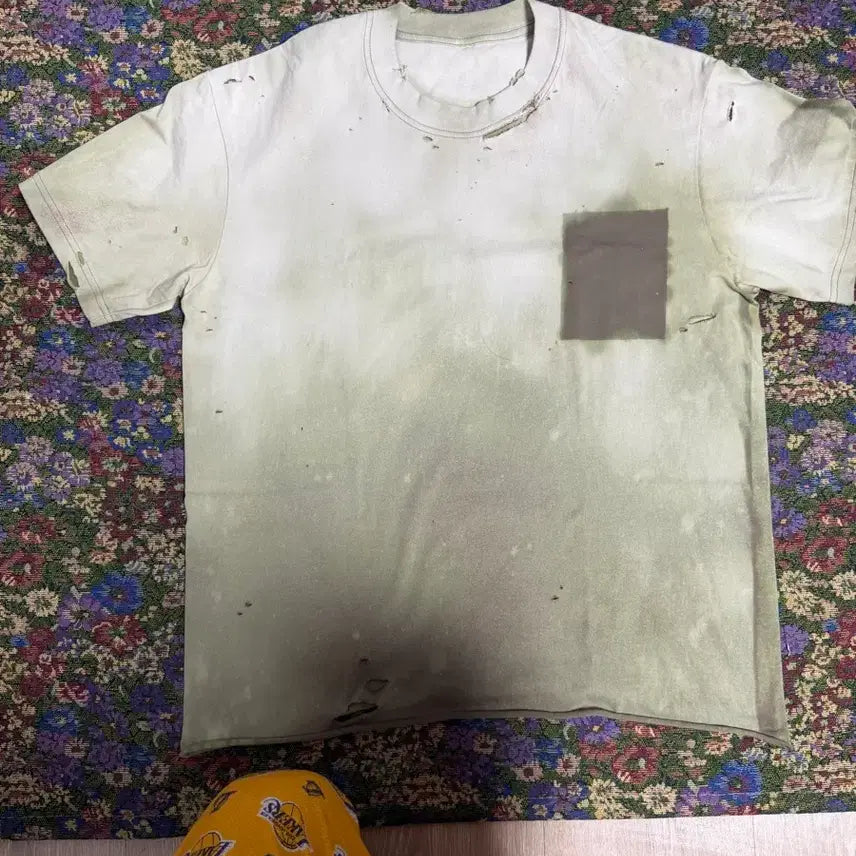 [BUNJANG] Ghost Pocket Distressed T-Shirt / 고스트포켓 반팔티 디스트레스드