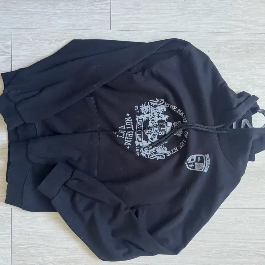 [BUNJANG] Black Lettering Hoodie / 옷정리)블랙 레터링 후드티