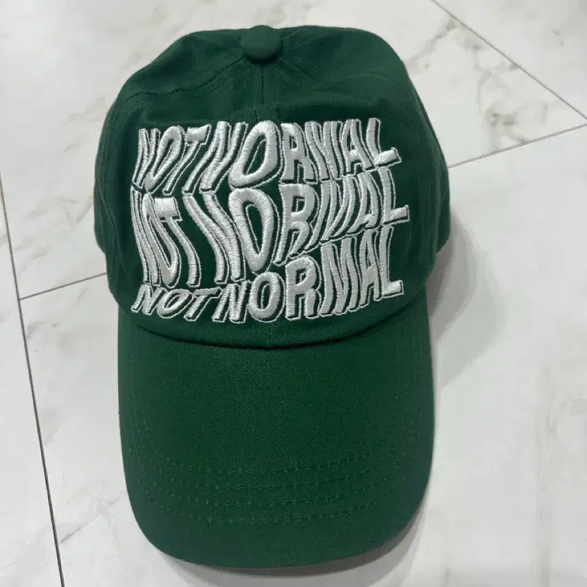 [BUNJANG] Green Embroidered Cap / 모자 녹색 자수캡