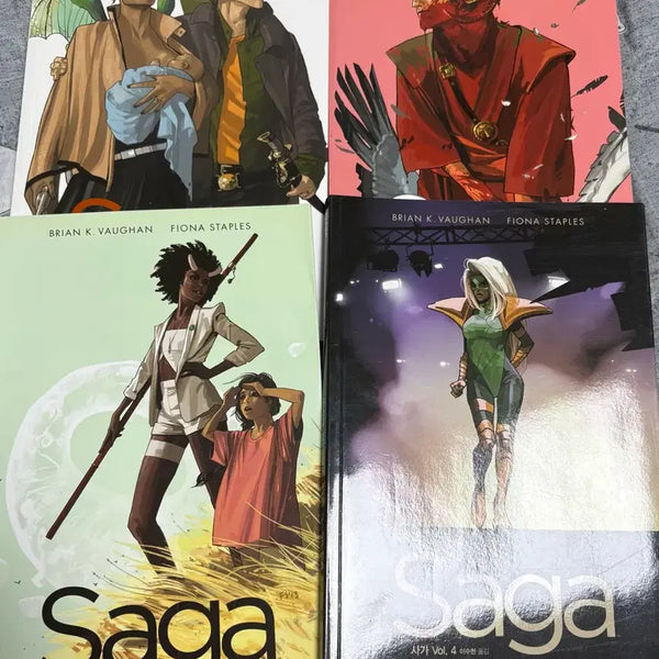 [BUNJANG] Saga Vol. 1-4 (Comic Books) / 사가 Vol. 1~4 (만화책)