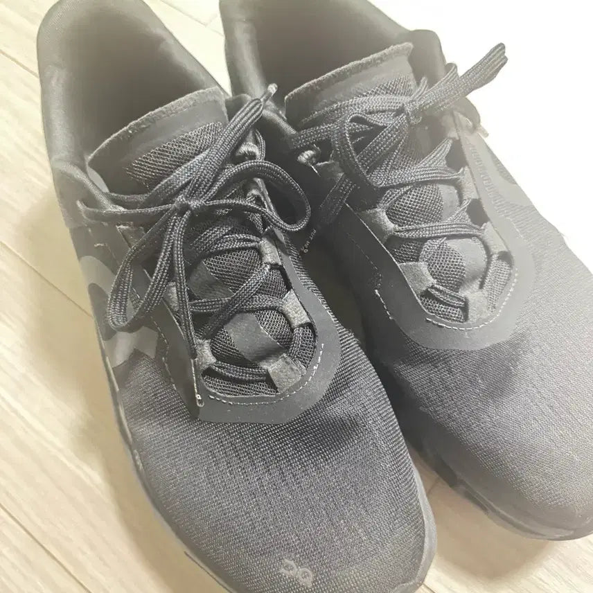 [BUNJANG] On Running Cloudmonster 1 All Black 270 / 온러닝 클라운드몬스터1 올 블랙 270 팝니다.