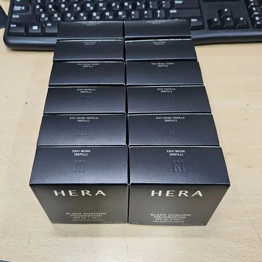 [BUNJANG] Hera Black Cushion Refill (15g) - Multiple Shades Available / 미개봉) 헤라 블랙쿠션 리필(15g) 13N 17C 17N 21C 21N 23N
