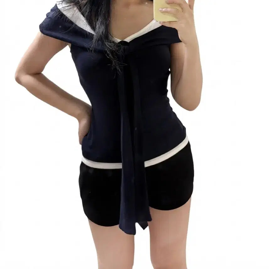 [BUNJANG] Navy Ribbon Off-Shoulder Top / 네이비 리본 오프숄더 탑 착용샷