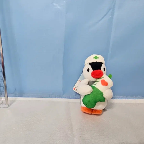 [BUNJANG] Pingu Doctor Plush Keyring Bag Charm / 핑구 의사 인형 키링 가방고리 키링 인형 캐릭터인형 새상품
