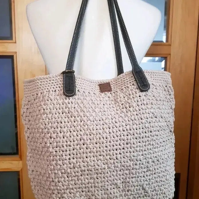 [BUNJANG] Leather Handle Knit Shoulder Bag / 가죽 핸들 뜨개 숄더백