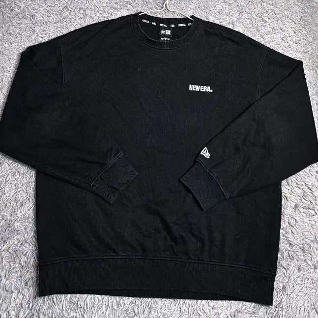 [BUNJANG] New Era Black Sweatshirt - Large / (Z)뉴에라 맨투맨 블랙 L