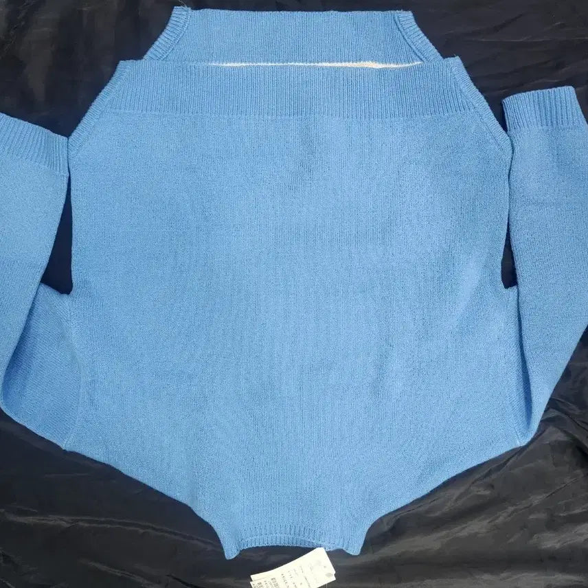 [BUNJANG] Mill Studio Blue Knit Sweater Free Size / 밀 스튜디오 블루 니트 스웨터 프리