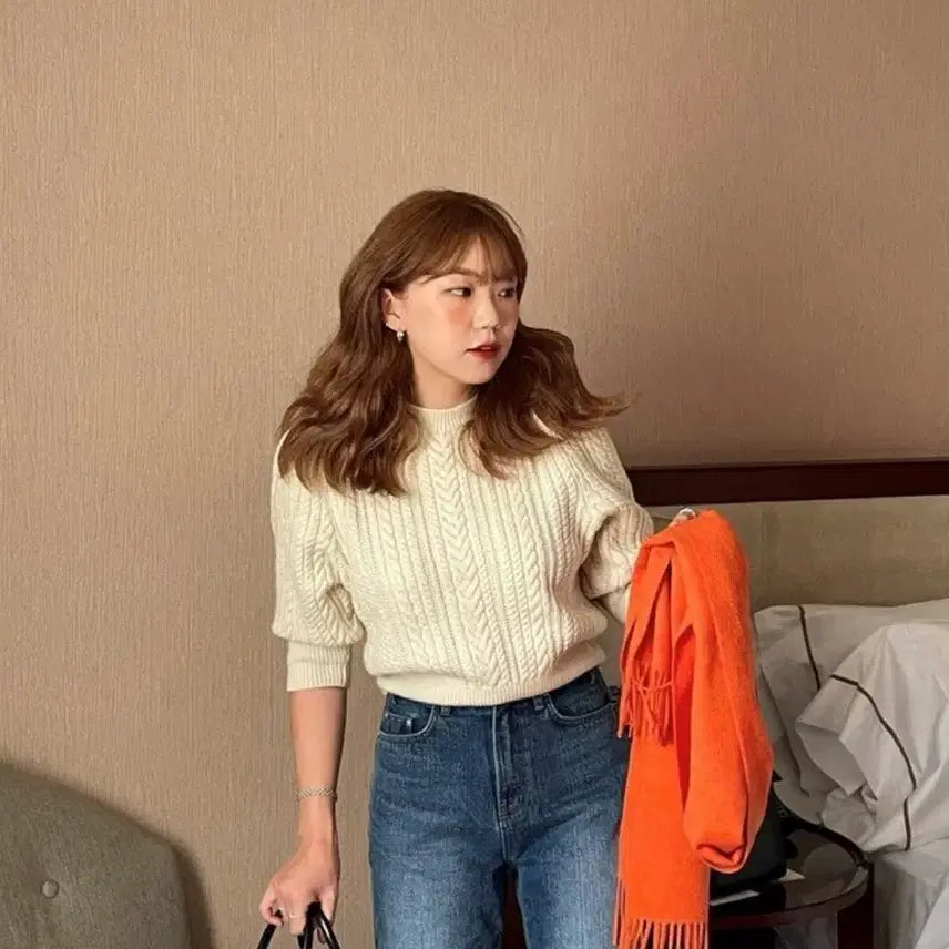 [BUNJANG] Selly & Lyon Ivory Cable Knit Sweater / 셀리앤리옹 아이보리 케이블 니트
