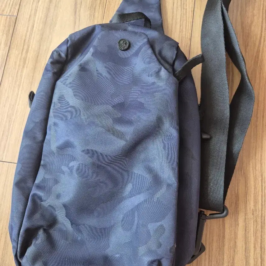 [BUNJANG] Beanpole Outdoor Sling Bag / 빈폴 아웃도어 슬링백 남성 여성 스포츠 러닝백