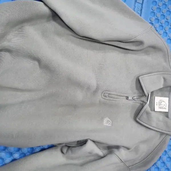 [BUNJANG] Norodisak Half-Zip Sweatshirt / 노로디스크 반짚업 맨투맨
