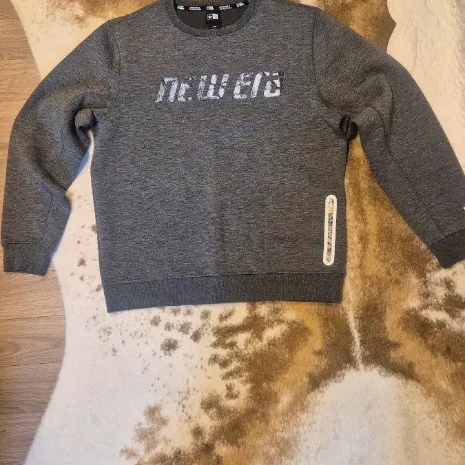 [BUNJANG] New Era Sweatshirt Gray / 뉴에라 맨투맨 그레이