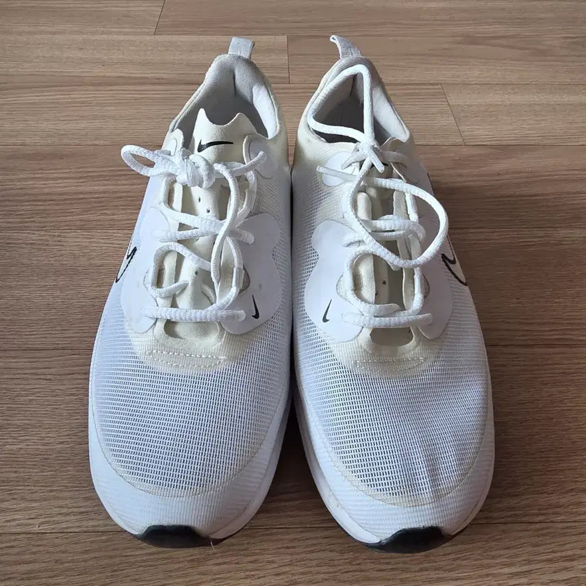 [BUNJANG] Nike Running Shoes White 240 / 나이키 운동화 런닝화 흰색 240