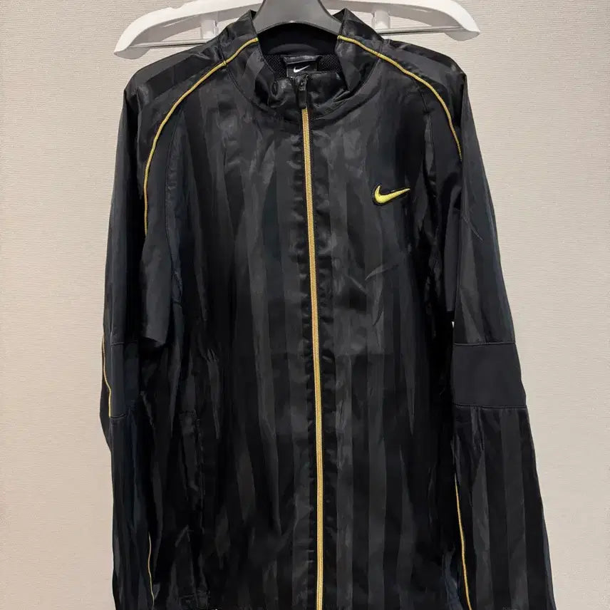 [BUNJANG] Nike Zip-Up Jacket Size L / 나이키 집업 자켓 100사이즈