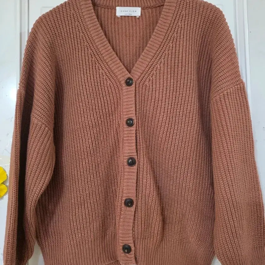 [BUNJANG] Chic Knit Cardigan / 가을 겨울  고급스러운  디자인이쁜  니트가디건  깨끗해요