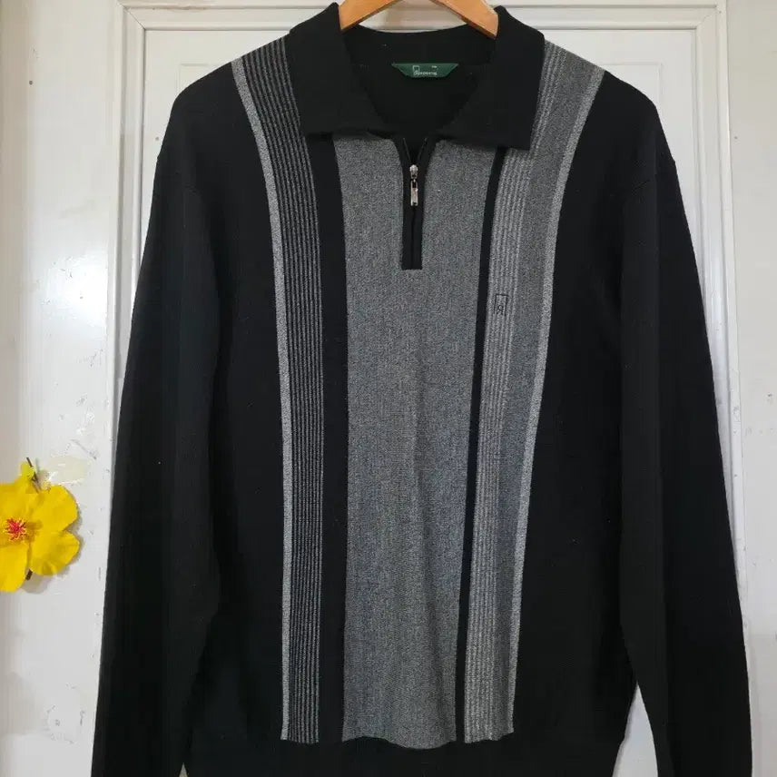 [BUNJANG] Rogaidis Wool Blend Knit Sweater Size 100 / 가을 겨울  로가디스  고급스러운  디자인이쁜  모  50  니트  거의새거  사이즈  100