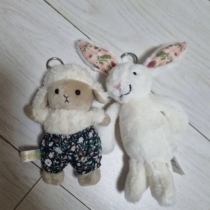 [BUNJANG] Lamb Rabbit Keychain / 양 토끼 키링