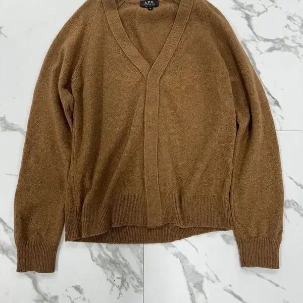 [BUNJANG] A.P.C. Brown Wool Cardigan / A.P.C 아페쎄 브라운 울 가디건