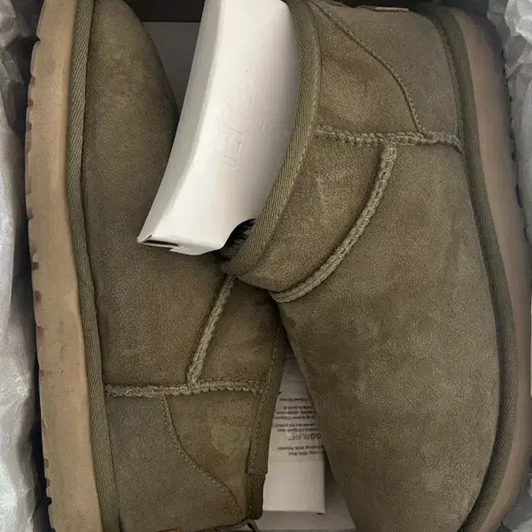[BUNJANG] Ugg Classic Ultra Mini Boots Size 240 / (240)어그클래식울트라미니