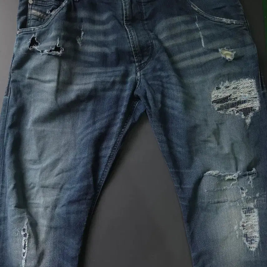 [BUNJANG] Diesel Krooley CB-NE 069CU STRETCH Denim Pants / 디젤 크룰리 CB-NE (Krooley CB-NE 069CU STRETCH) 데님 팬츠