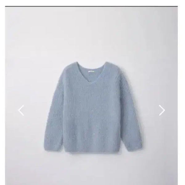 [BUNJANG] Archive J2U Oversized Alpaca V-Neck Pullover - Blue / 아카이브제이투유 오버사이즈 알파카 브이넥 풀오버 블루
