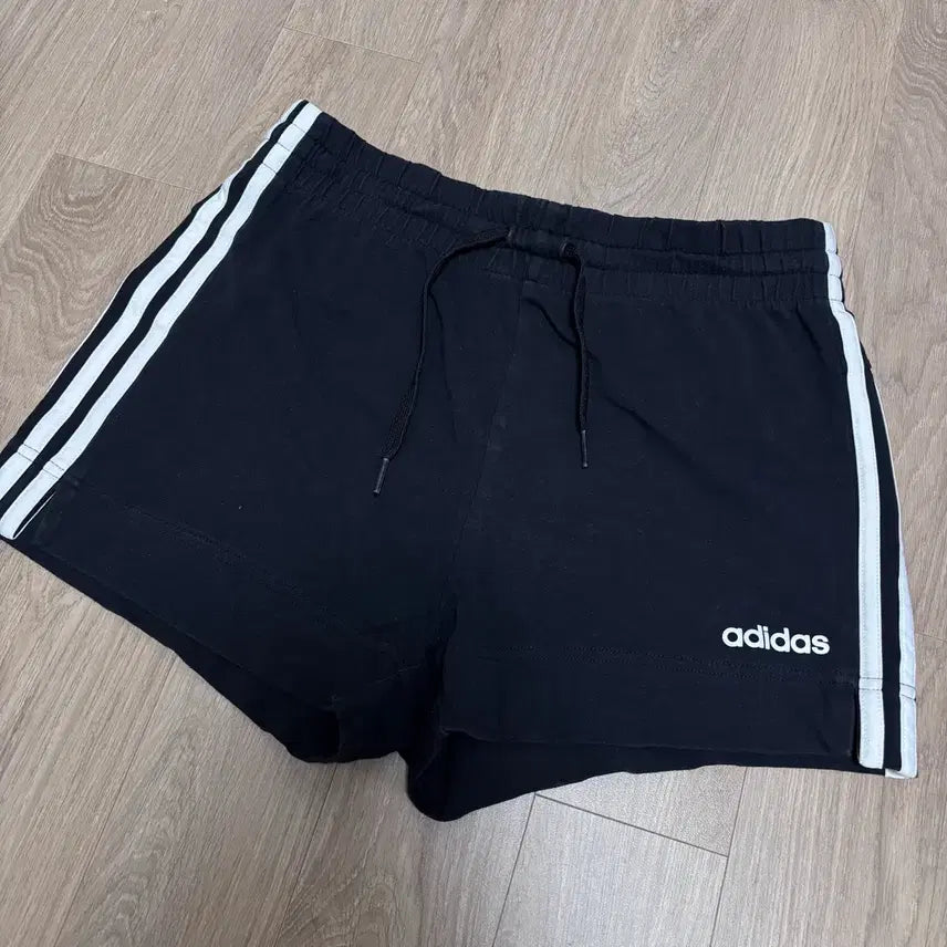 [BUNJANG] Adidas Shorts / 아디다스 반바지
