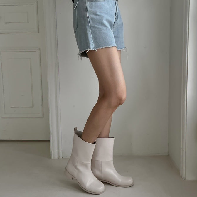 [BUNJANG] New Ivory Mid Boots (Bundle Set) / 새상품 1+3 아이보리 미들부츠 225~235사이즈 판매