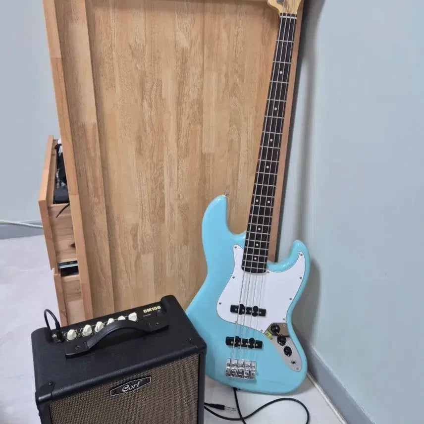 [BUNJANG] Corona Jazz Bass Amp / 코로나 베이스 콜트앰프(위치:인하대역)