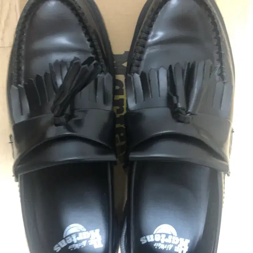 [BUNJANG] Dr. Martens Adrian Smooth Black Shoes / 닥터마틴 아드리안 스무스블랙 250사이즈 팝니다