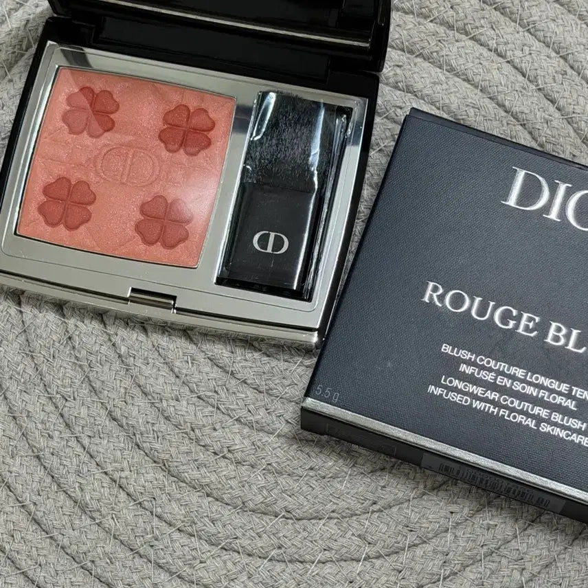 [BUNJANG] Dior 889 Charmed Coral Blusher / 디올 889 참드코랄 블러셔 미사용 새상품