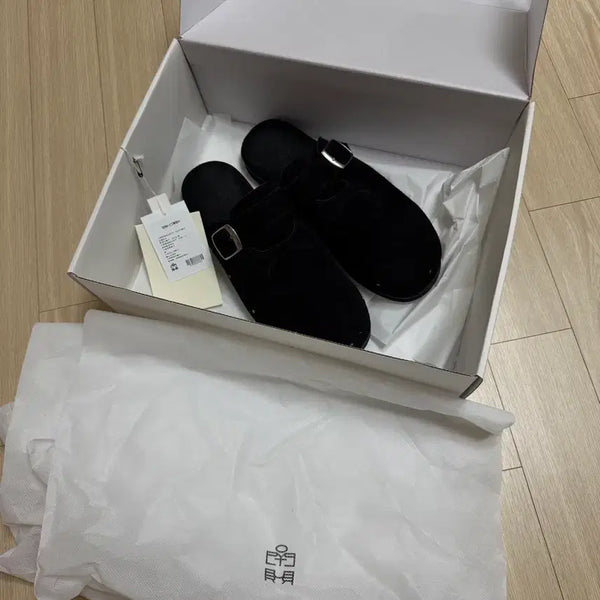 [BUNJANG] Poleriter 1011 Rivet Mules / [2] 폴리테루 1011 리벳 뮬
