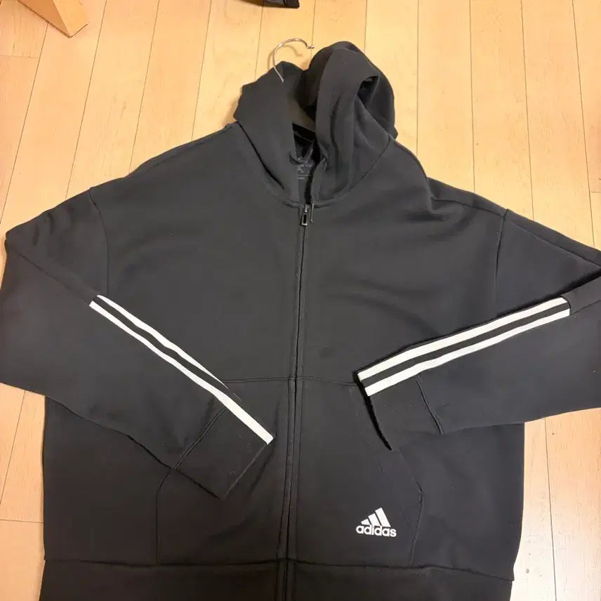 [BUNJANG] Adidas Black Hooded Zip-Up Jacket / 아디다스 후드집업 블랙